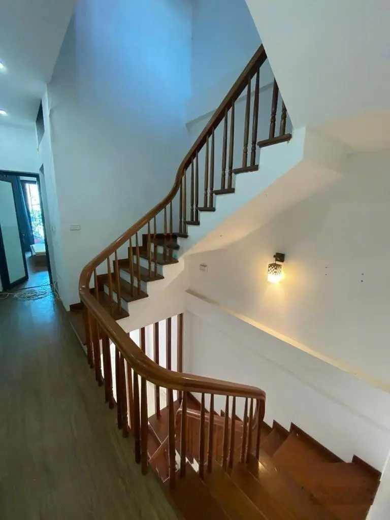 Bán nhà đẹp tại đường xuân đỉnh, 7,1 tỷ, 46m2, chính chủ view đẹp, lô góc, ô tô đỗ cửa