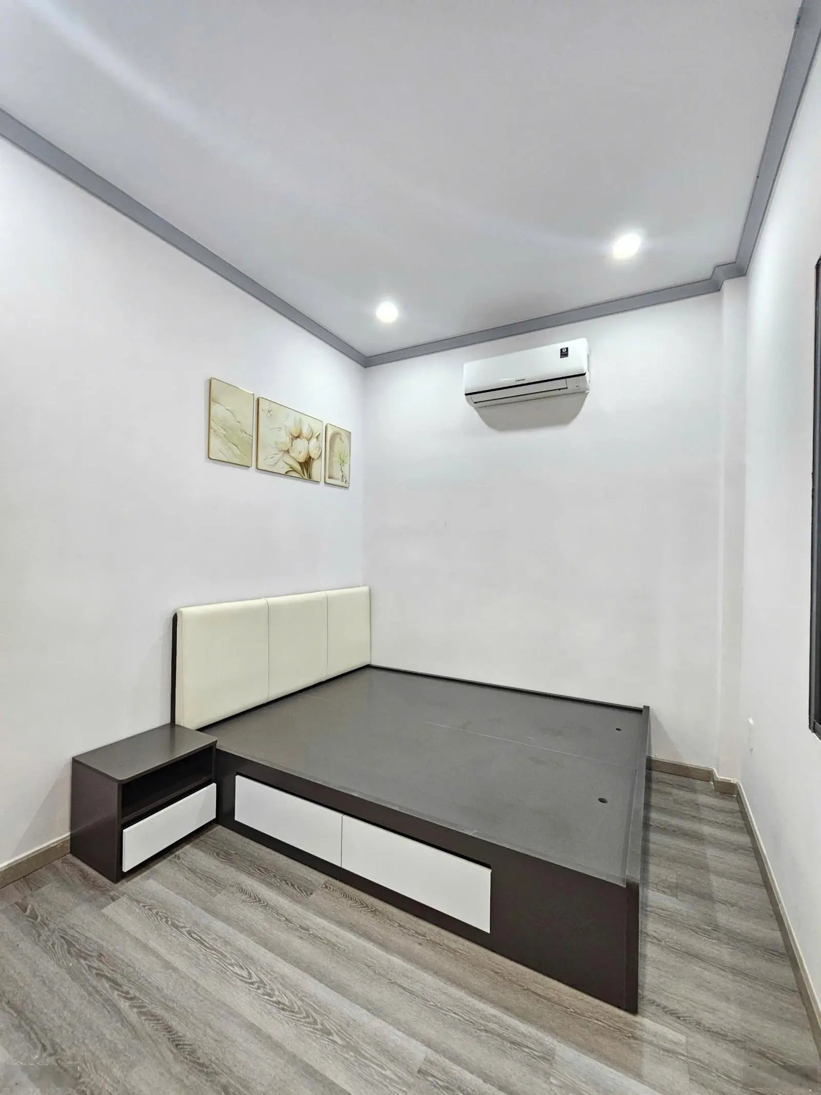 Bán nhà 82.5m2 ngang 5m có phòng ngủ dưới, KDC ngay chợ Phú Phong, P. Bình Chuẩn, TP. Thuận An
