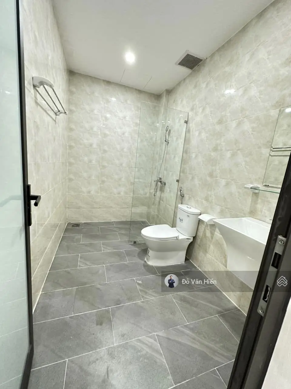 Toà căn hộ 2 MT Phạm Hữu Kính đối diện dự án Sun Comos - Doanh thu 100 triệu/tháng