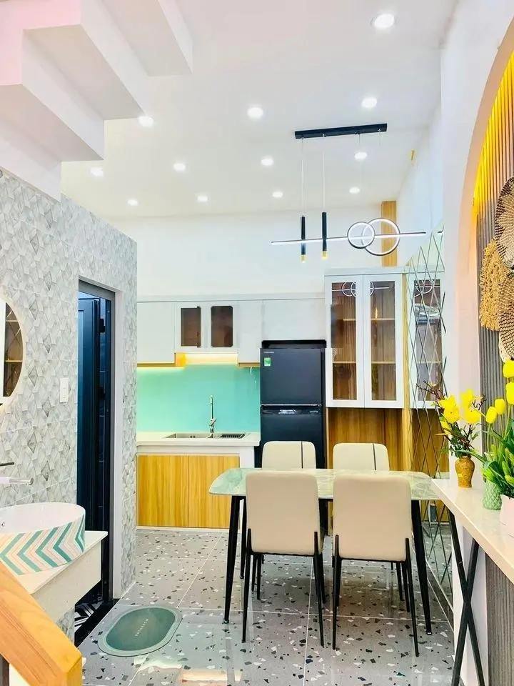 Siêu hời bán nhà riêng tại đường Hiệp Thành 13, 1,85 tỷ, 30m2, 2PN, 2WC