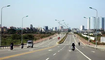 Bán mặt phố Hồ Sen DT: 85m2 (MT = 5,82m) - giá sập sàn - rẻ nhất đường cùng thông số không có SP T2