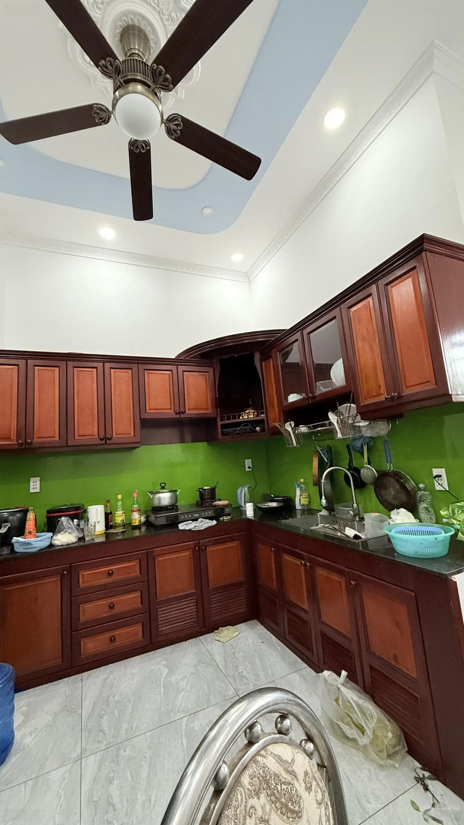 Bán nhà 1 trệt 2 lầu 1 tum dân xây ở kiên cố An Bình - Dĩ An - Bình Dương