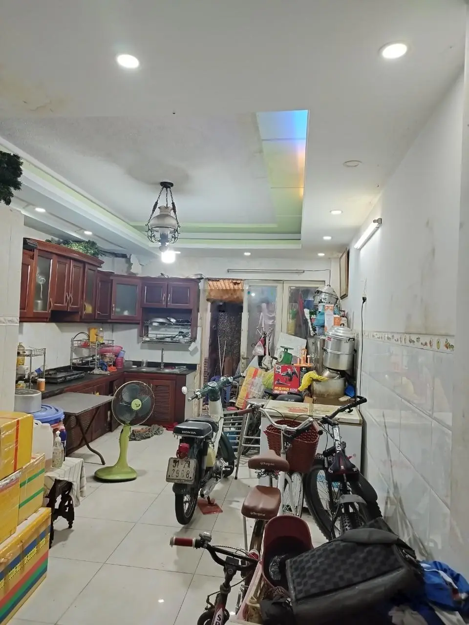 Bán nhà MT Bến Cát DT:4.2x23,1 trệt 1 lửng, Giá:13.5 tỷ, P7, Q Tân Bình