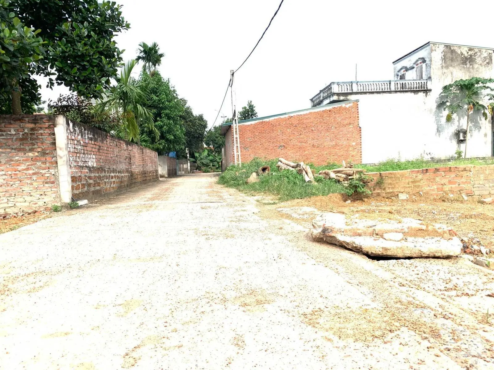 Bán lô góc 150,6m2 tại thôn Miễu - Tiến Xuân
