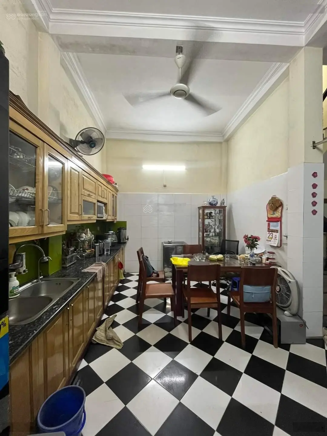 Hàng hiếm - bán nhà Cầu Giấy - ngõ rộng kinh doanh - lô góc-sổ vuông đẹp-66m2*5 tầng*mt 6m*giá 13tỷ