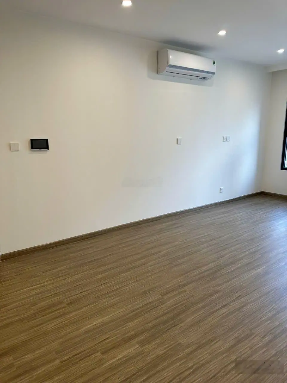 Bán căn studio, SA5, 34m2 giá, 2,4 tỷ LH 0786 598 ***