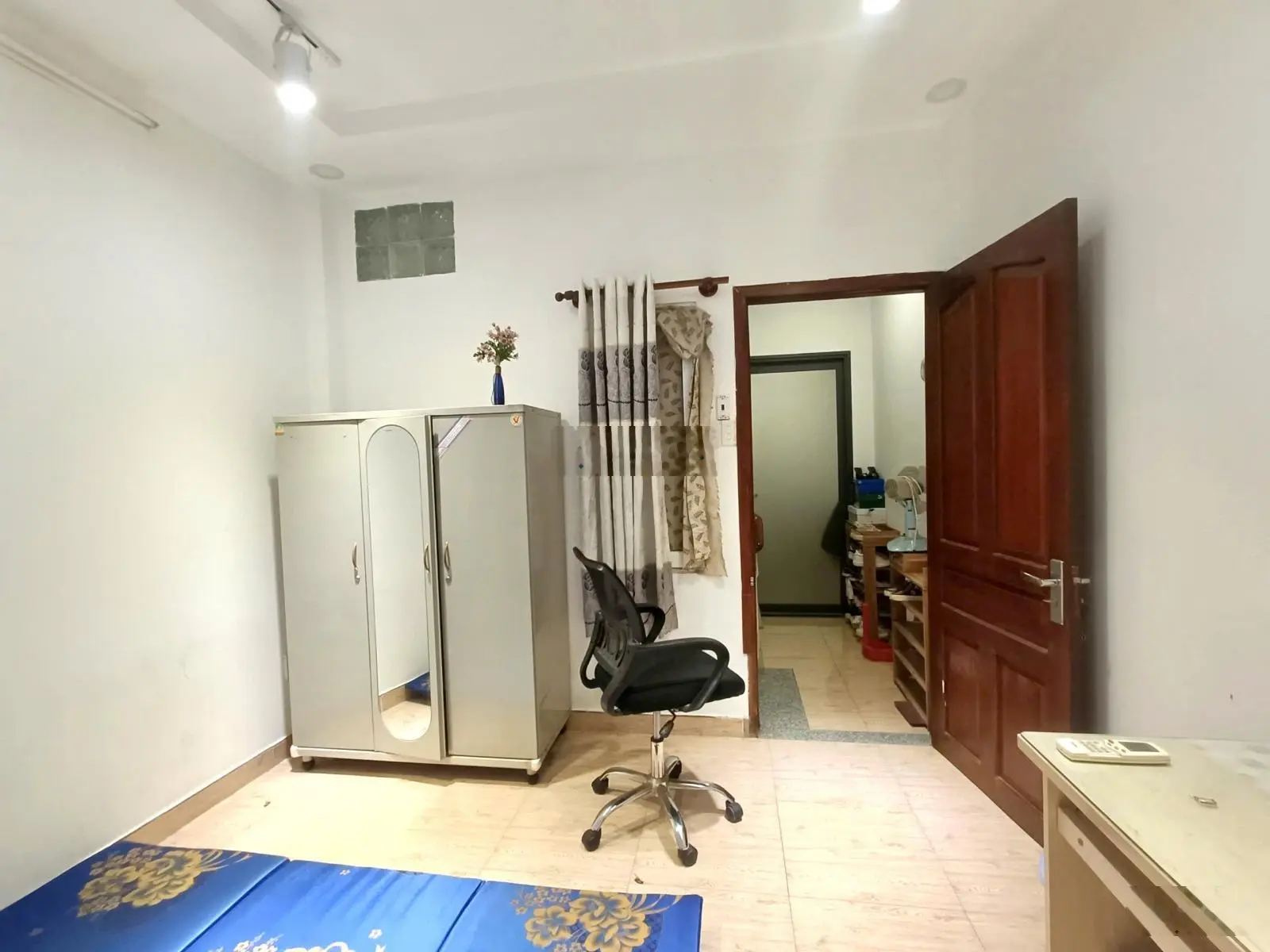 Nhà đẹp - 4 tầng - hẽm xe hơi thông - phú nhuận