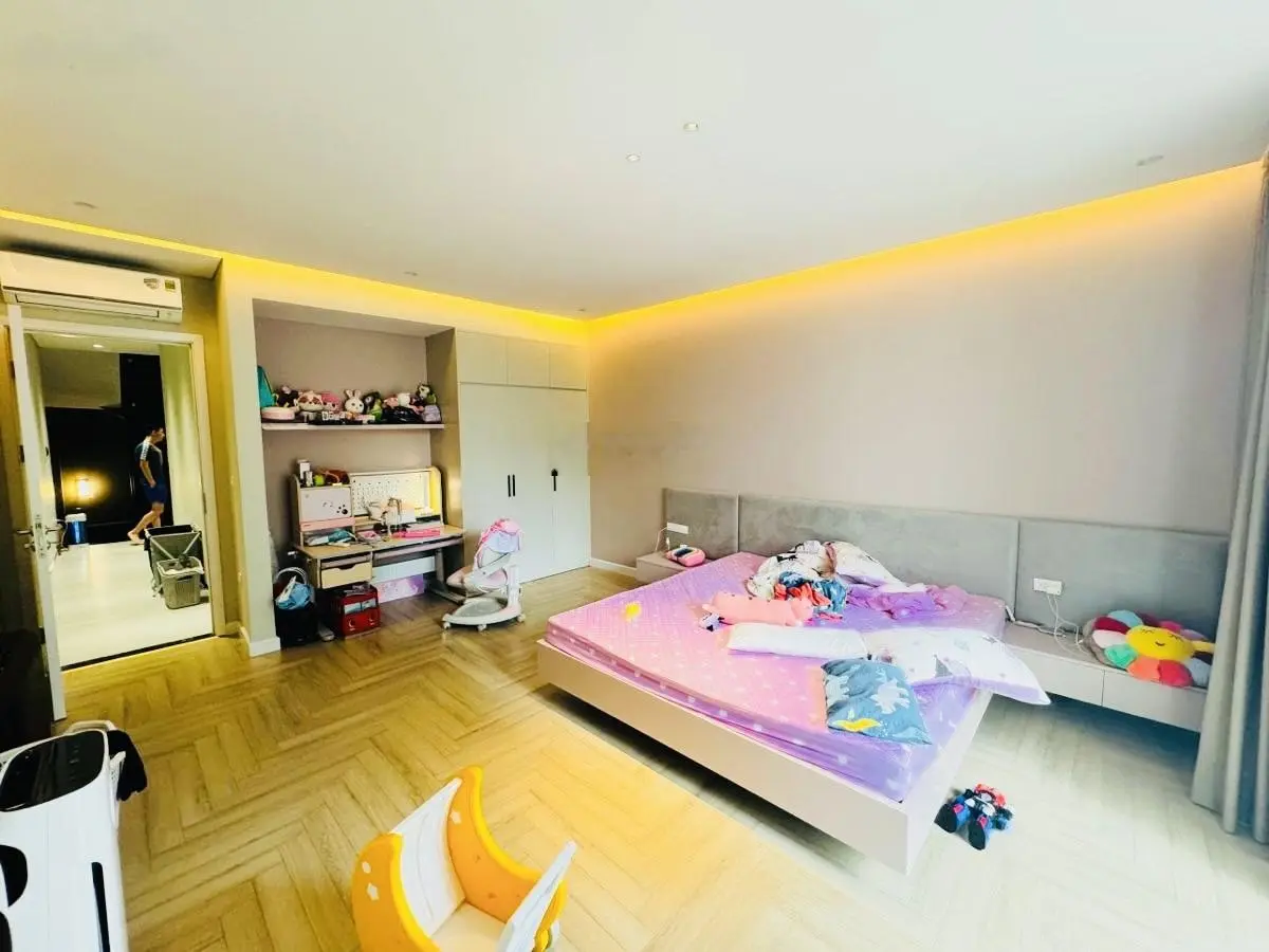 Hàng đẹp! Phân lô Chùa Láng, ngõ thông, ô tô tránh, KD đỉnh, 2 thoáng, ra phố 20m, 65m2*7T.