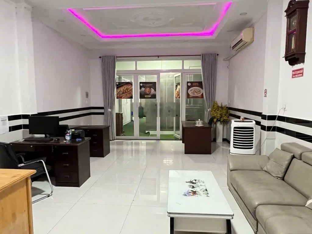 Bán nhà mặt tiền Lê Văn Khương Quận 12 - 180m2 - 4 tầng - 18 tỷ thương lượng