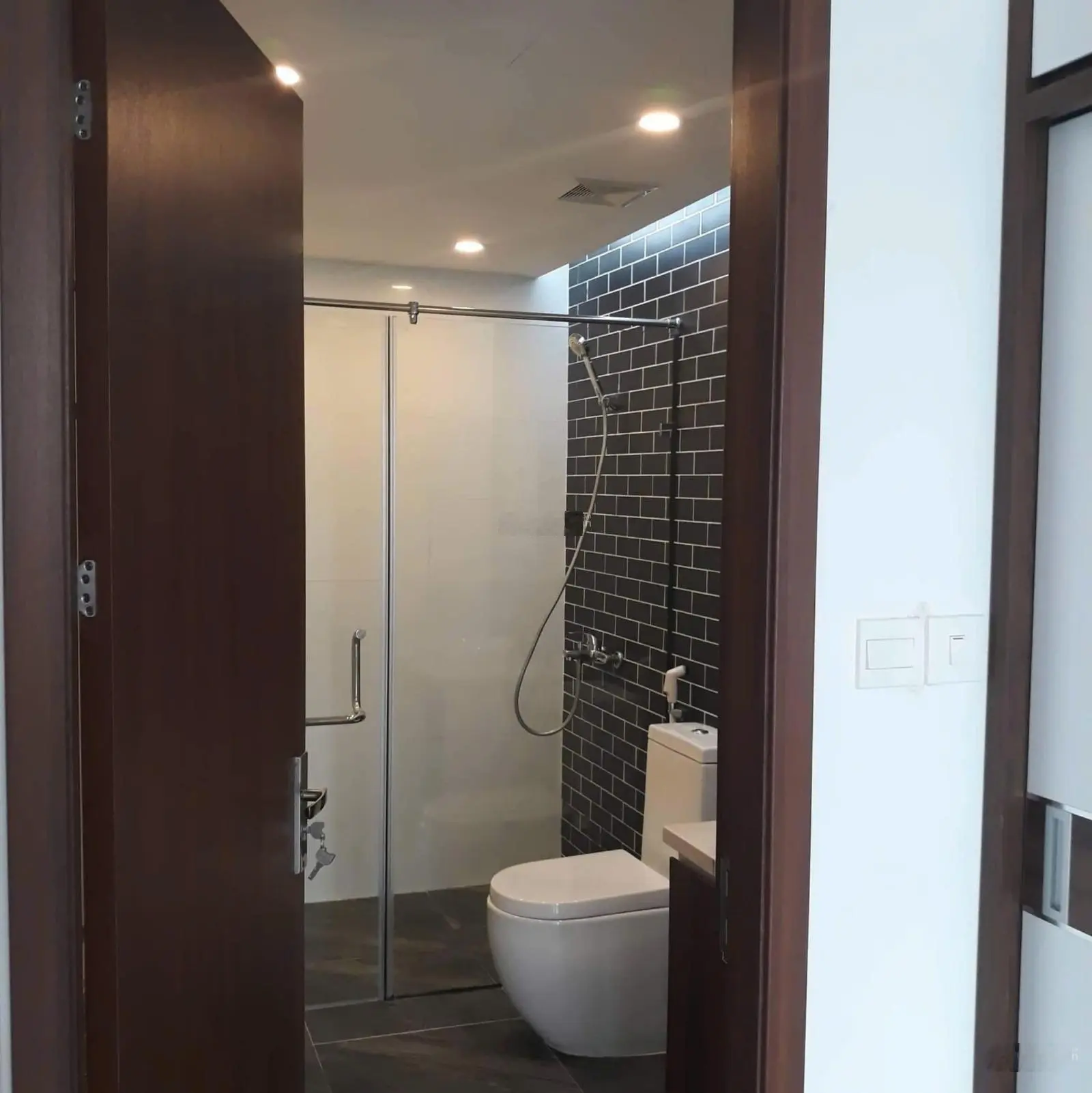 Chính chủ cần bán nhanh căn hộ 88m2 tháp A tòa D'Le Roi Soleil số 59 Xuân Diệu