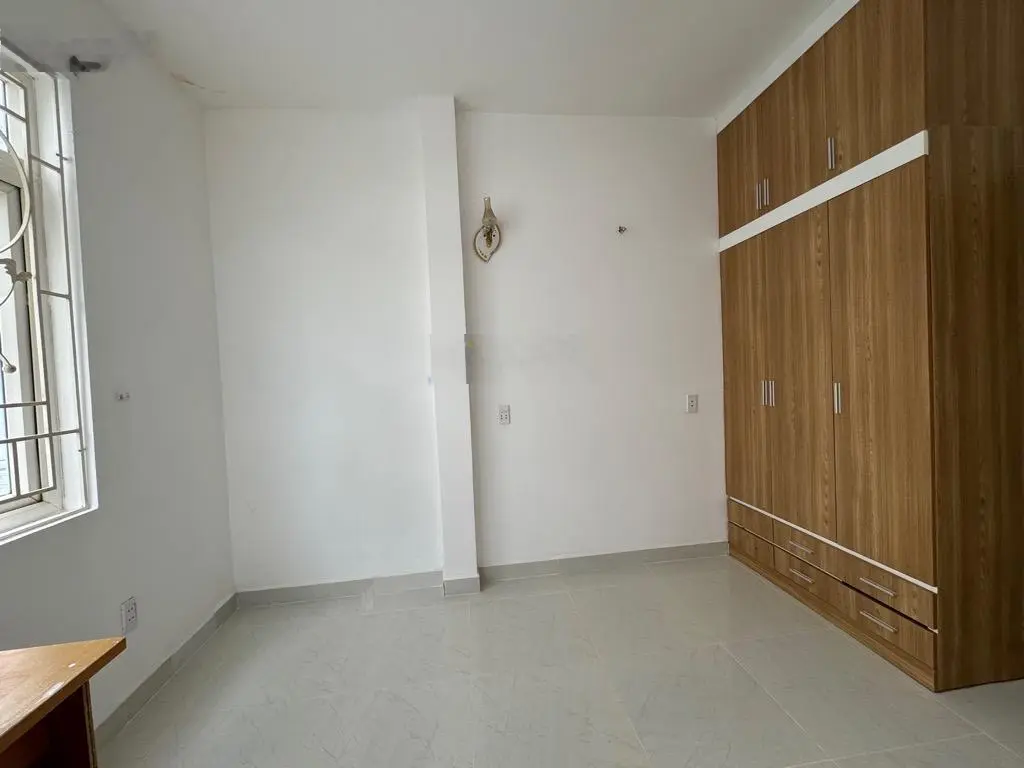 Bán nhà mặt tiền đường 4 tầng 18 phòng ngay Trung Tâm p. Bình Chiểu 170m2 13.5tỷ thu nhập 60tr/th