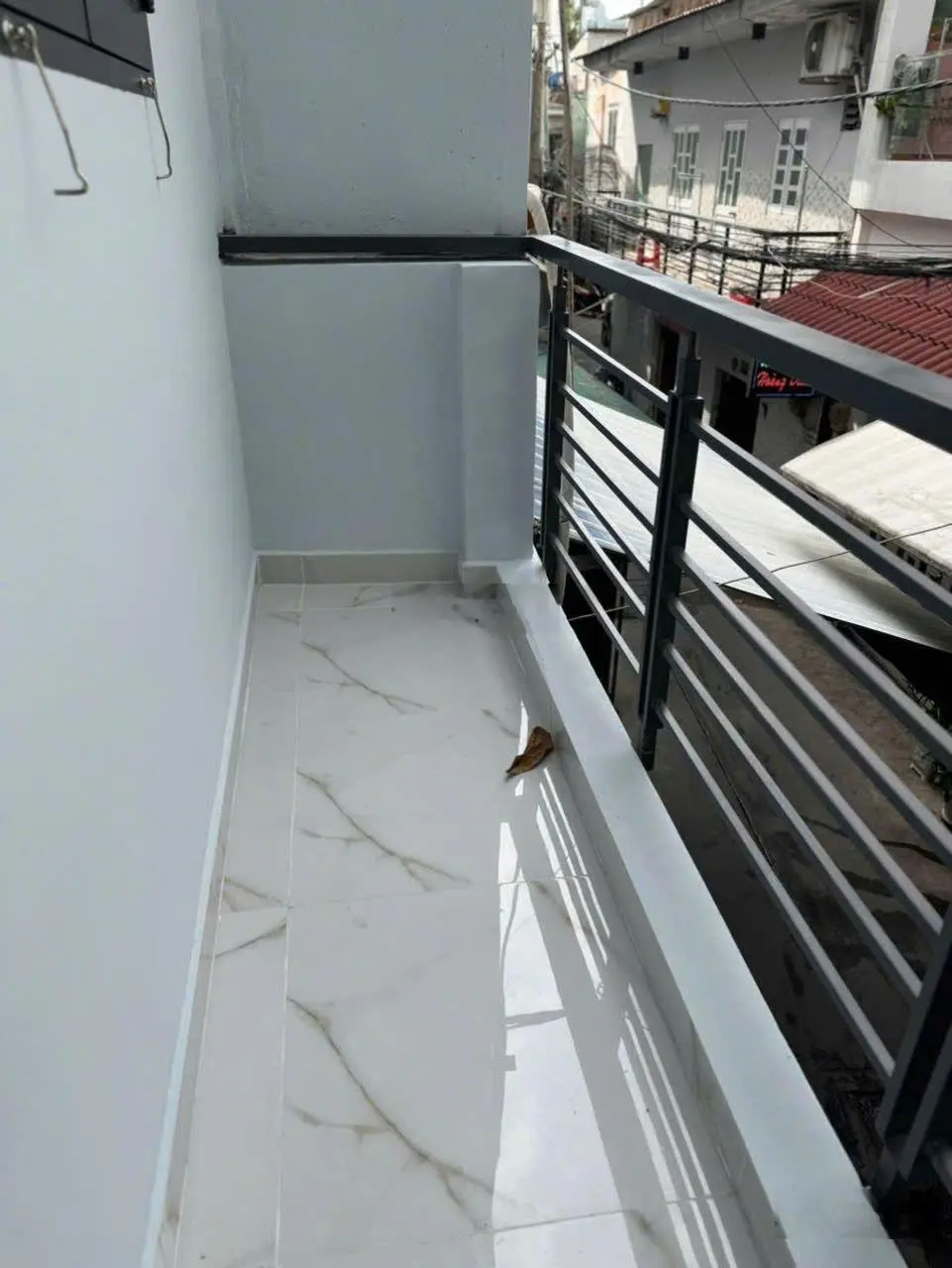 Bán nhà quận Tân Bình - P. 10 căn góc nở hậu đường Trần Văn Quang 4.5 tỷ TL