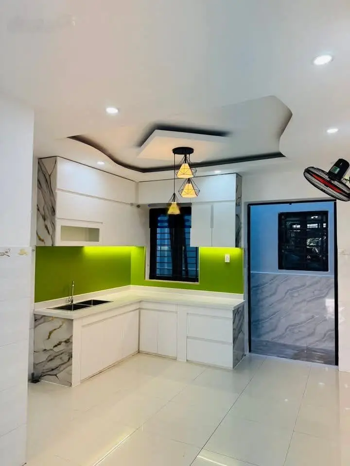 Bán gấp nhà đường số 2 ,phường Phước Bình, quận 9.Giá chỉ vỏn vẹn 3 tỷ 2