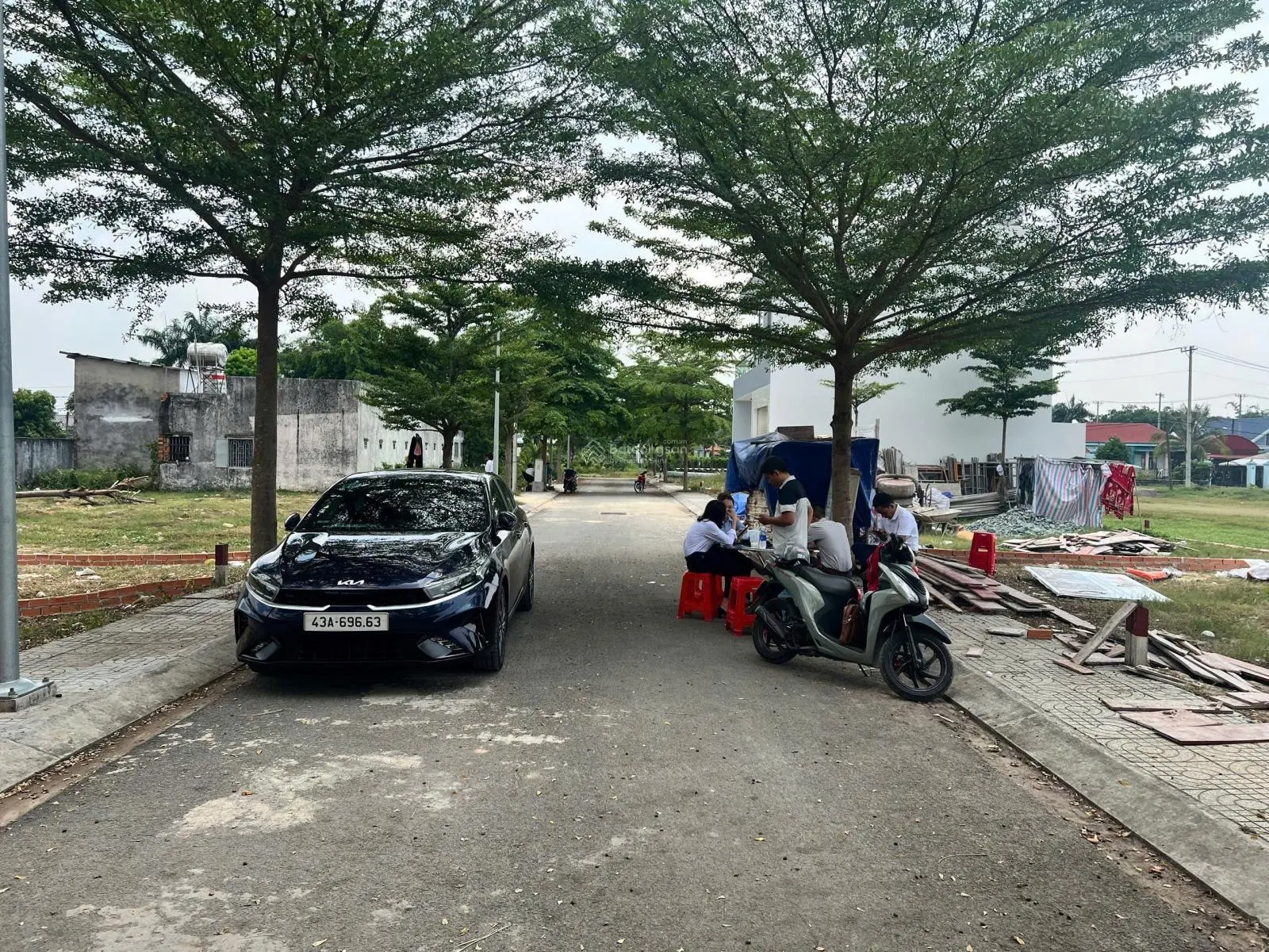 Ngộp tiền vay ngân hàng tôi bán nhà 136m2 ngang 8m đường Nguyễn Thị Lắng xã Tân Phú Trung giá 2tỷ