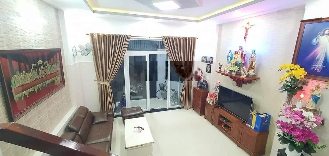 Hàng hiếm - căn góc 2 mặt tiền nhà 2 lầu siêu đẹp DT 70m2, khu bàn cờ đường nhựa 5m