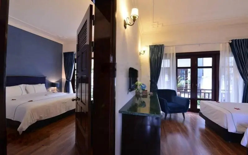 Chuyển mục đích kinh doanh nên bán lại villa ven sông lớn hẻm Cửa Đại, Hội An