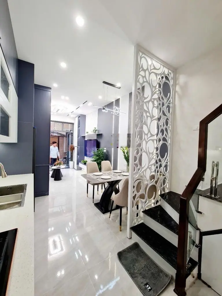 Đội Cấn - tặng full nội thất - nhà đẹp như khách sạn