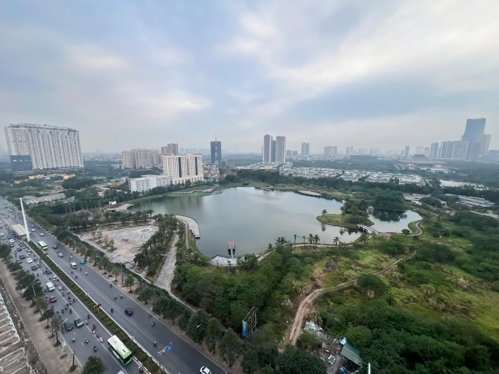 Chính chủ bán căn hộ 3 phòng ngủ chung cư Tây Hà Tower Tố Hữu tầng trung view hồ giá 5 tỷ