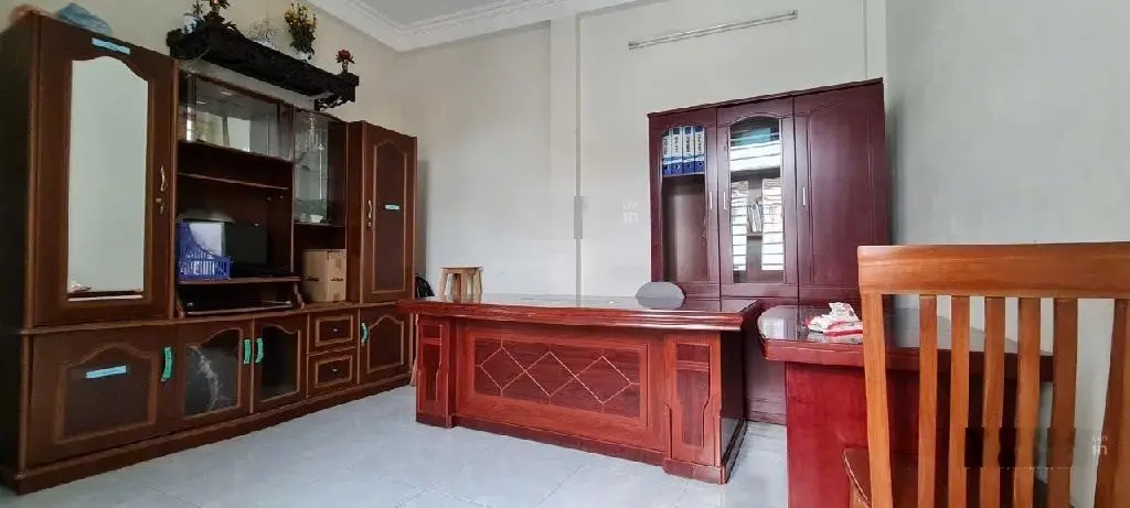 Phố phúc lợi - long biên- Nhà dân xây - ngõ ô tô đỗ cổng - giá đầu tư