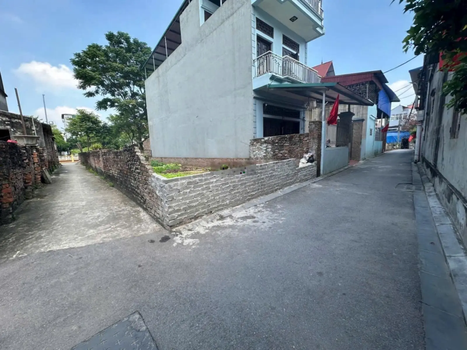 Đất hoa hậu lô góc, thông số đẹp, ô tô chạy quanh, 3 bước ra hồ, 50m ra Quốc lộ, giá đầu tư