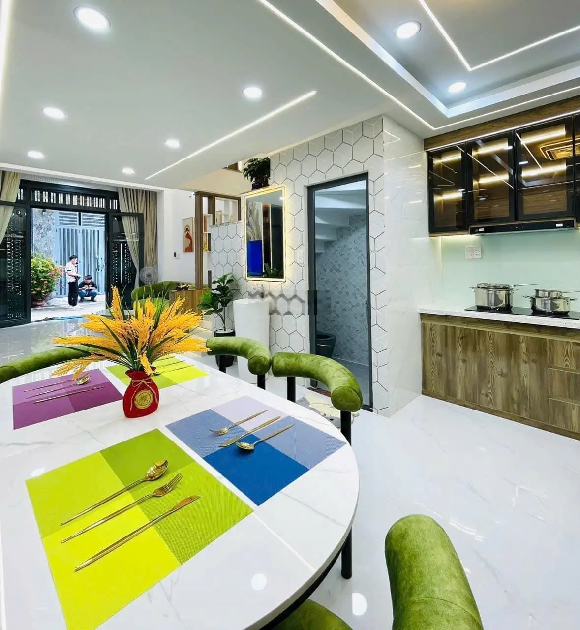 Bán nhà riêng tại đường nguyễn kiệm, giá cực chất 4,25 tỷ, dt 43,46m2, 5 tầng