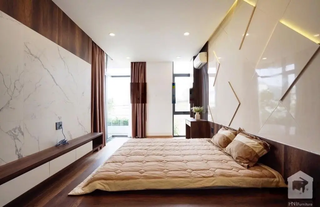 Bán villa mặt tiền Nguyễn Phạm Tuân, được chủ thiết kế tâm huyết, dt 140, ngang 7m - giá 10 tỷ 5 TL