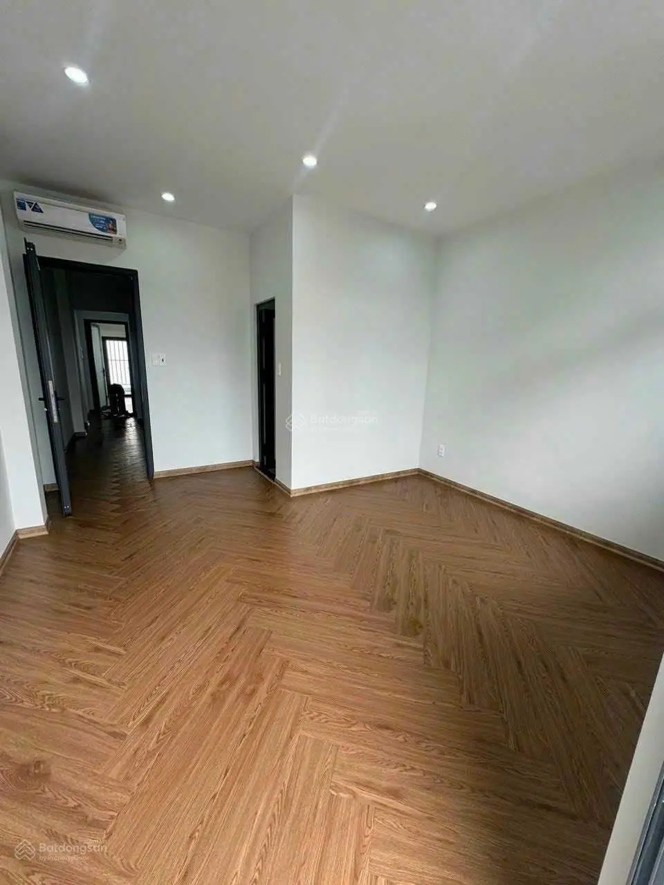 Tôi bán nhà gấp đường Bàu Cát 1 - P14 - Tân Bình, 62,8m2 vừa mới cho thuê 24triệu, sổ đẹp