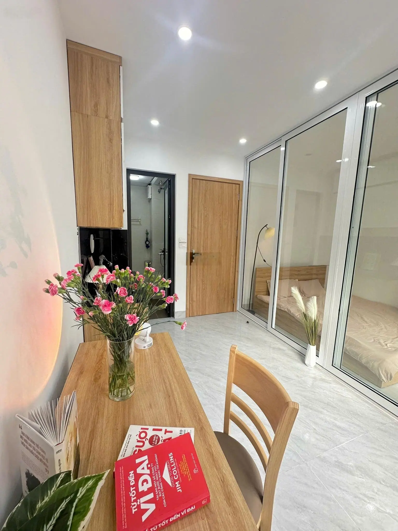Sớm ra mặt phố! Tòa CHDV Yên Lãng, 101m2*8T, MT 7m, 28 căn hộ 1N1K, đủ PCCC, dòng tiền 7%/năm