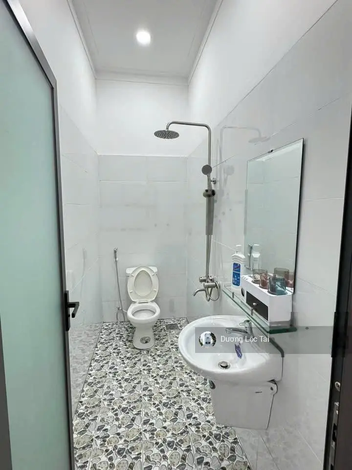 Ngộp ngân hàng bán gấp nhà 60m2/1ty3 mt đường nguyễn thái bình, tdm, sổ sẵn
