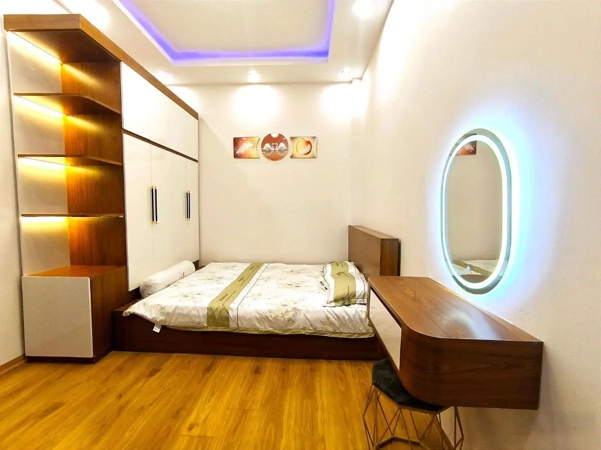 Nhà riêng phố Cù Chính Lan, lô góc 2 thoáng, 10m ra ô tô, 1 phút ra phố, full nội thất, 50m2*4T