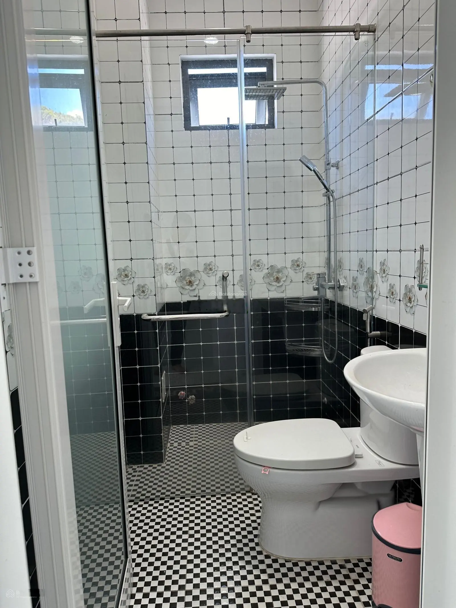 Bán nhà hẻm oto đẹp đường Trần Phú - Vĩnh Nguyên