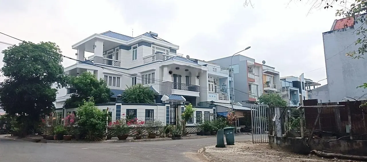 Bán nhà mặt tiền đường 16, p. long bình gần bến xe miền đông mới, metro diện tích 182m, ngang 11m