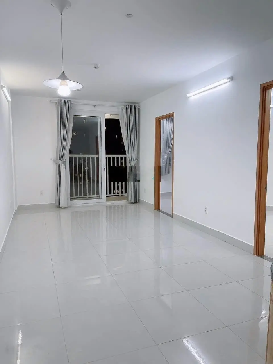 Deal căn Tara 2PN 2WC Rộng 68m2 giá 2,9 tỷ - Nhà đẹp view thoáng mát - LH: 0907 336 ***