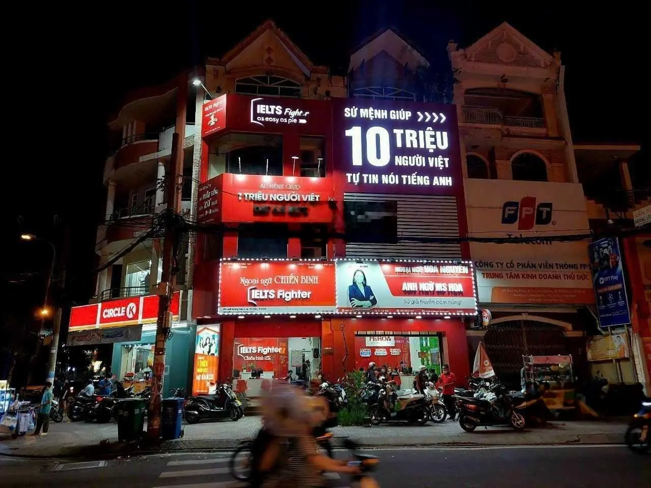 Bán nhà 3 lầu MT Lã Xuân Oai, Quận 9. Diện tích: 3,6m x 25m, ODT 67m2, giá chỉ 8,9 tỷ TL
