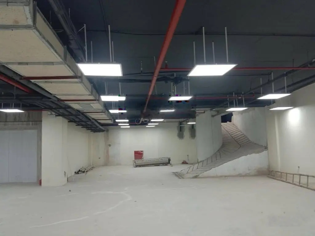 Bán nhà mặt phố Hồng Tiến 474 m2, 9 tầng, mặt tiền18m, dài 26m, 235 tỷ