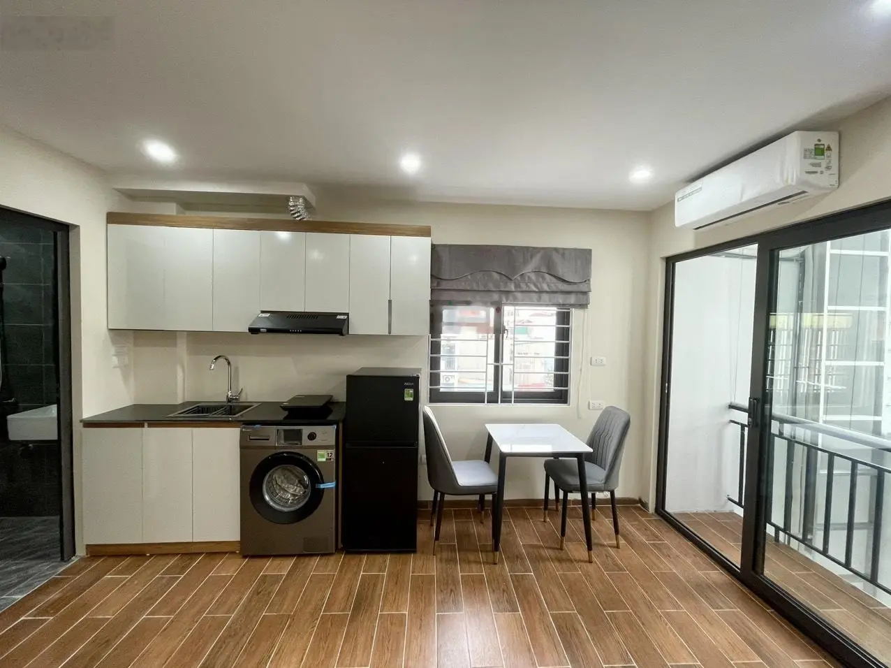 Bán chung cư mini tại phố 143 Nguyễn Chính, Quận Hoàng Mai, 70m2x7T mới tinh, thang máy ngõ ô tô