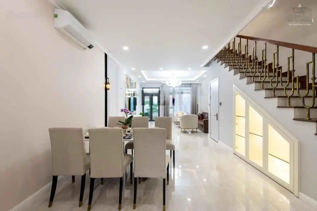 Bán nhà 2 lầu 252m2 The Larita, đang xây dựng. Đối diện trường học mẫu giáo Quốc tế 0903 066 813