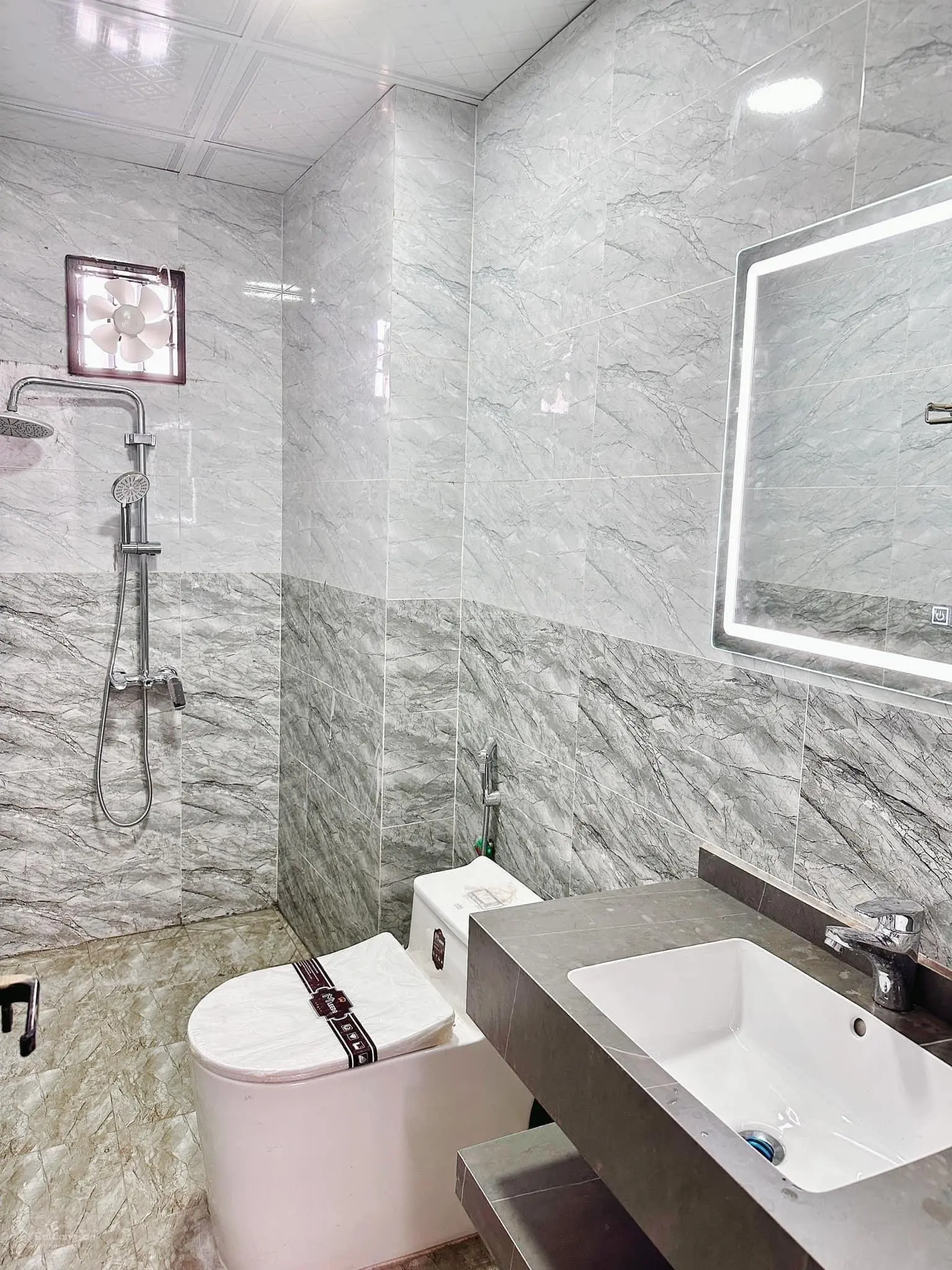 Đồng Mai - Hà Đông, nhà xây độc lập 4 tầng 200m ra trục đường chính, 15p tới trung tâm quận Hà Đông