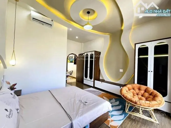 Bán nhà Lạc Long Quân, P10, Quận 11. SHR, pháp lí chuẩn