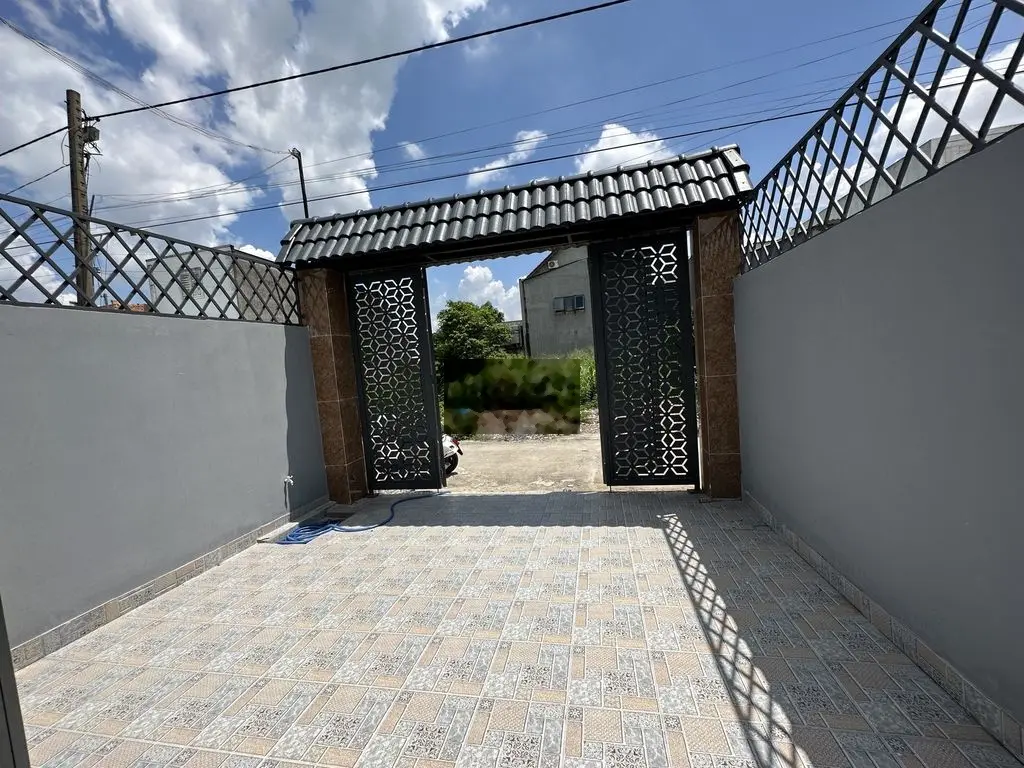Cần bán căn nhà sổ riêng gần chợ cây xung