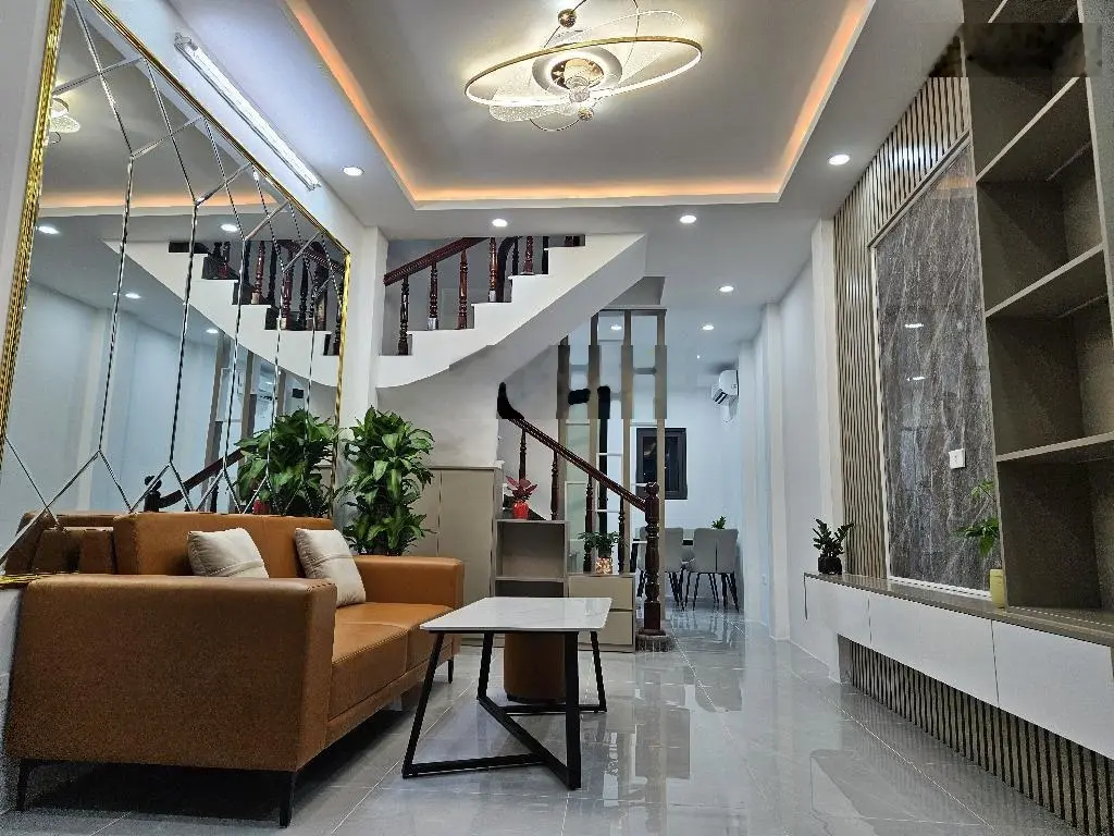 Bán nhà Tây MỖ . Nhà đẹp , ôtô đỗ cửa. Full nội thất đẹp . Tương lai sầm uất
