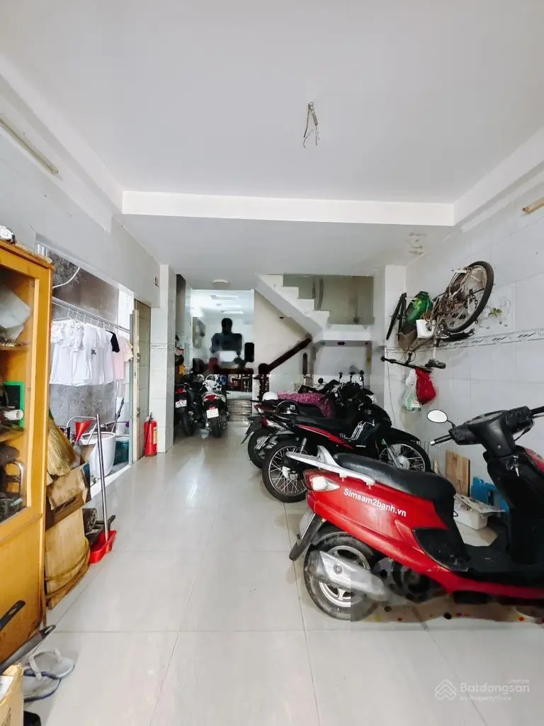 SP đầu tư .DT lớn 64m2 . 5tầng BTCT hoàn công đủ . Kdc hiện hữu . quầy đầu . Chỉ 12 nhỏ TL