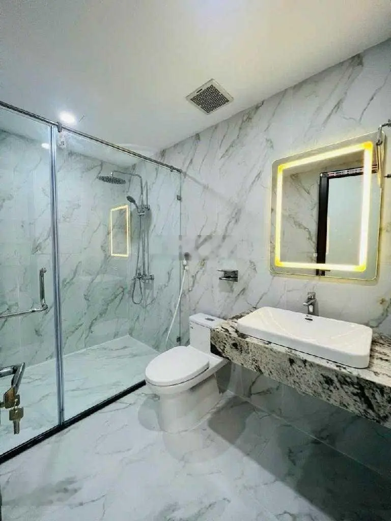 Hiếm Phố Trạm 42m2 x 5 tầng - ngõ ô tô thông - ô tô vào nhà