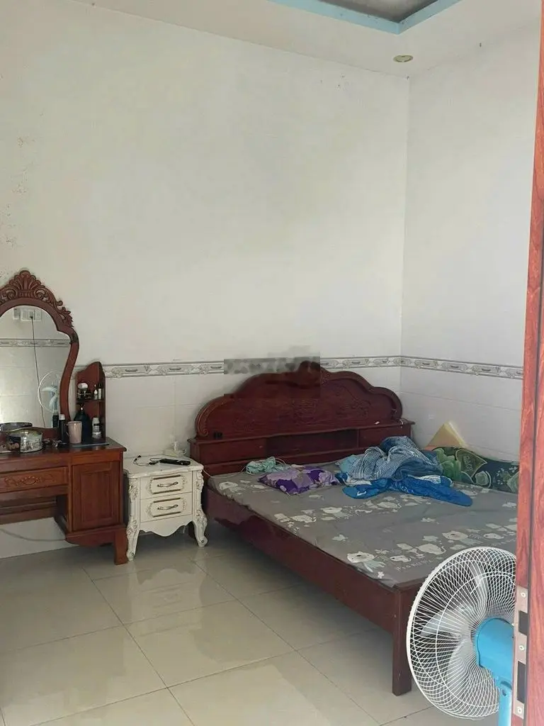 Cần bán nhà trệt lầu, khu 8, P.Phú Hòa, TP.Thủ Dầu Một,