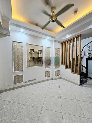 + Ngọc Thụy-Long Biê -DT33- 5T-MT 3.7 giá chào 4.8 tỷ (đàm phán).