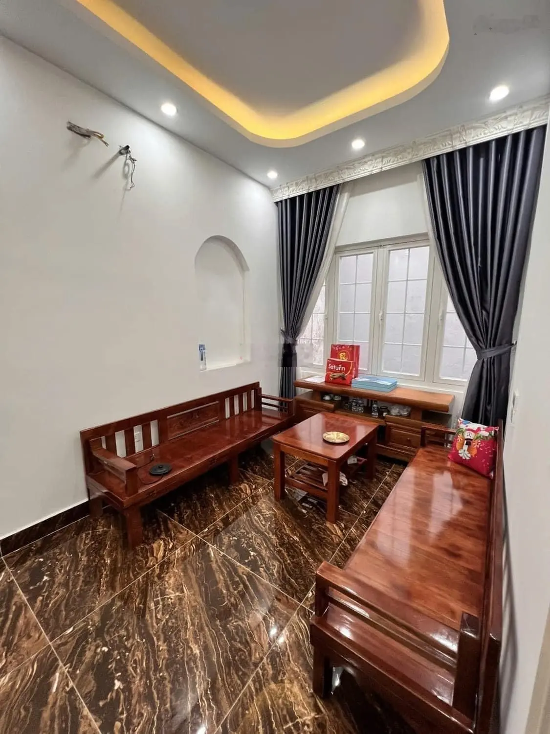 Hiếm Đào Tấn - Gần phố - Ô tô ba bước chân 75m2 - 4 tầng - 4m MT