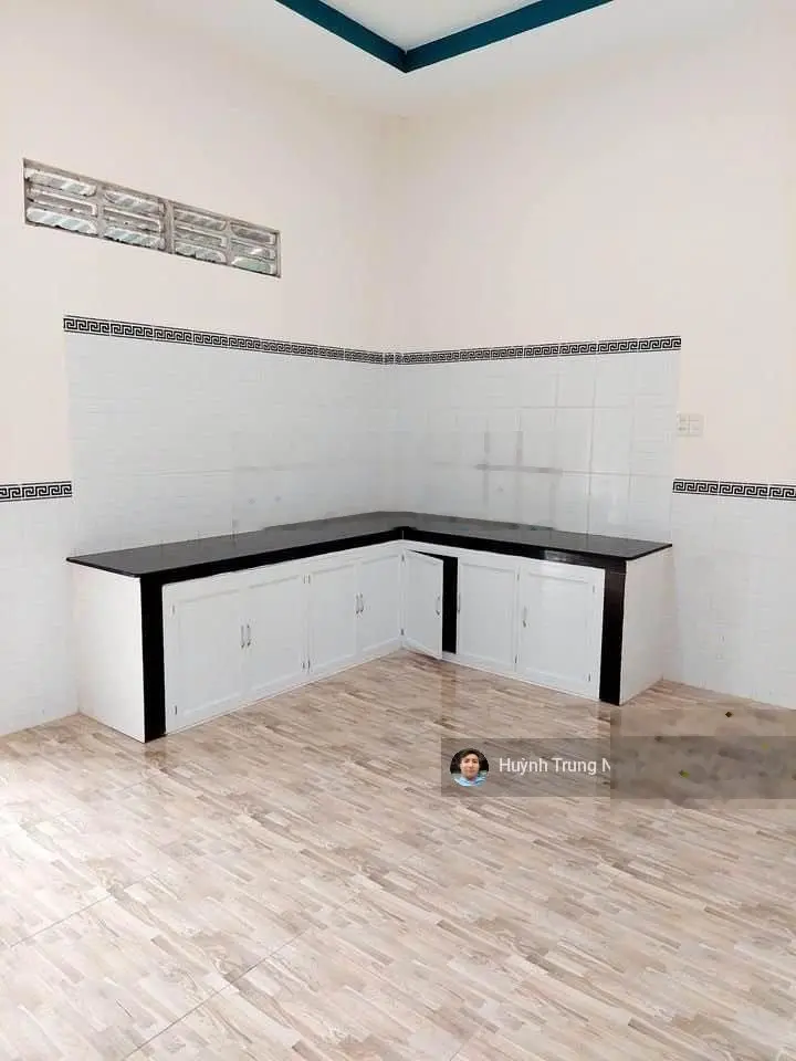 Kẹt tiền bán gấp căn nhà cấp 4 104m2. Giá 890tr đường Phạm Phú Tiết TT. Củ Chi ngay cầu vượt Củ Chi