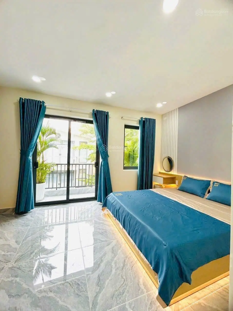 Nhà phố 4m x 14m. Xây 1 lửng 3 lầu Full nội thất 1/ Hẻm 9m thông Trần Thị Hè ( HT42)