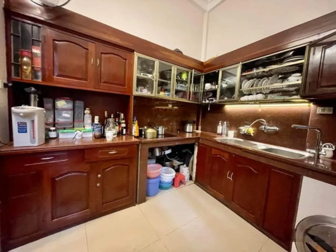 Nhà cực hot-mặt phố vĩnh hồ-đống đa- kinh doanh-hai mặt tiền trước sau-60m - 4 tầng -chỉ 12.2 tỷ