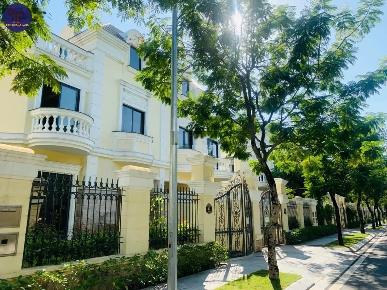 CẦN BÁN BIỆT THỰ SONG LẬP CÓ HẦM 200M2 GIÁ 195TR/M2 KDT AN LẠC GREEN SYMPHONY